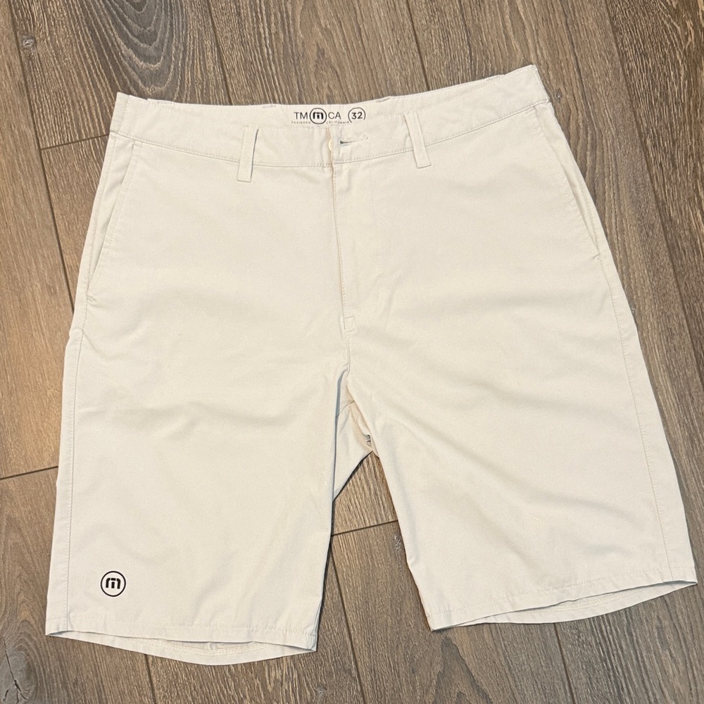 Travis Mathew Light Tan Flat Front Shorts - dry fit feal